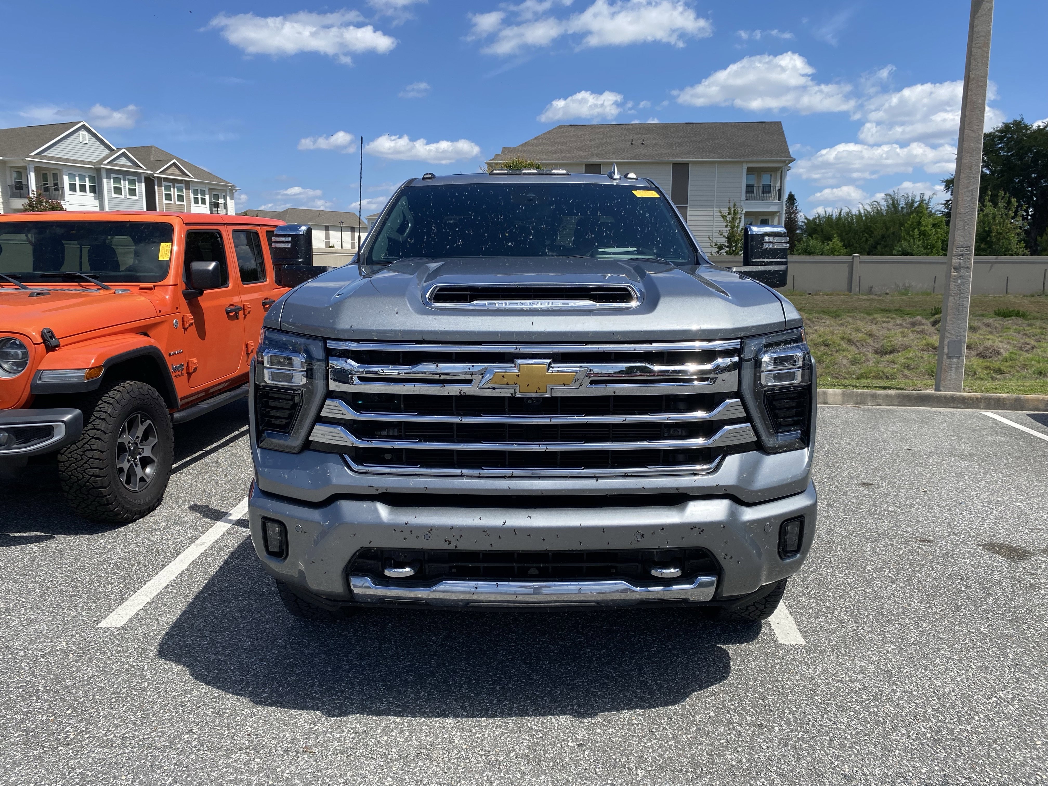 Used 2024 Chevrolet Silverado 2500 High Country w/ High Country Premium Package AWD/4WD image 14