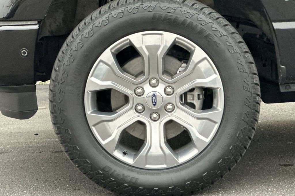 Used 2021 Ford F150 Platinum w/ FX4 Off-Road Package image 27