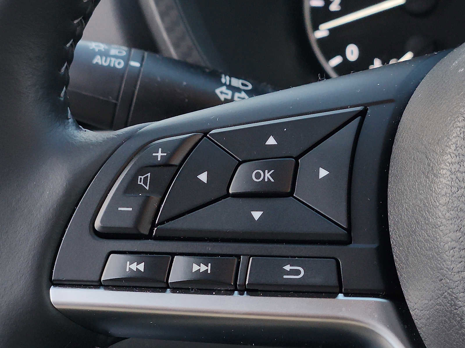 Certified 2025 Nissan Sentra SV w/ All-Weather Package image 20