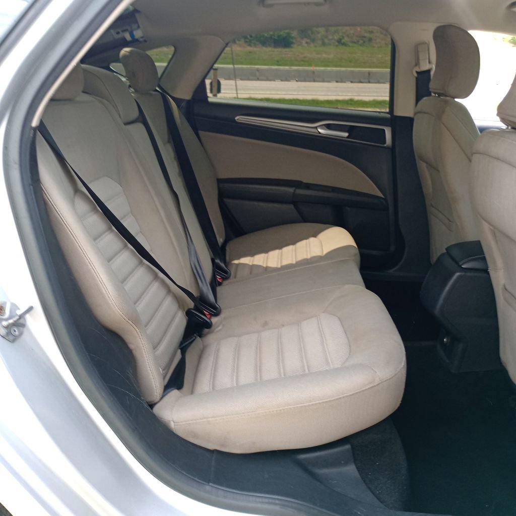 Used 2017 Ford Fusion S image 20