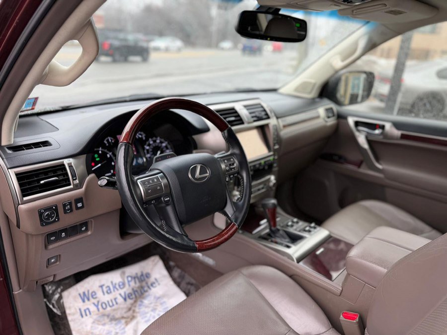 Used 2014 Lexus GX 460 Luxury w/ Driver Support Package image 15