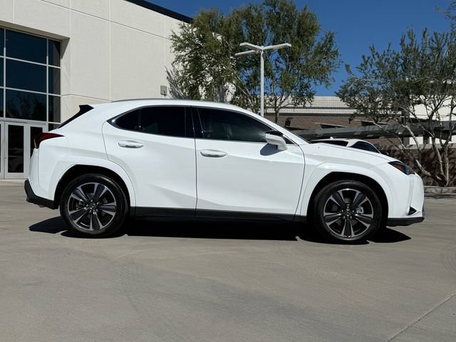 New 2026 Lexus UX 300h FWD image 3