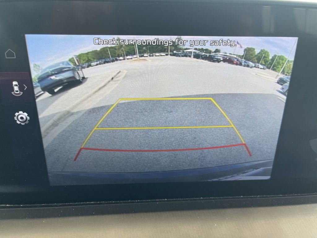 Used 2025 Kia Telluride S image 14