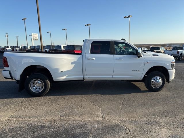 New 2026 RAM 3500 Laramie w/ Towing Technology Group AWD/4WD image 6