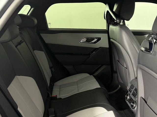 New 2026 Land Rover Range Rover Velar Dynamic SE image 33