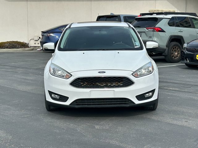 Used 2015 Ford Focus SE w/ Equipment Group 201A image 9