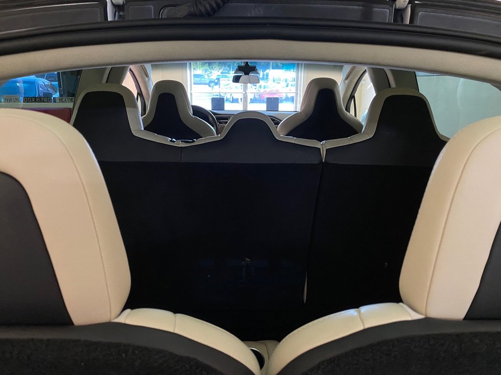 Used 2018 Tesla Model X AWD/4WD image 16