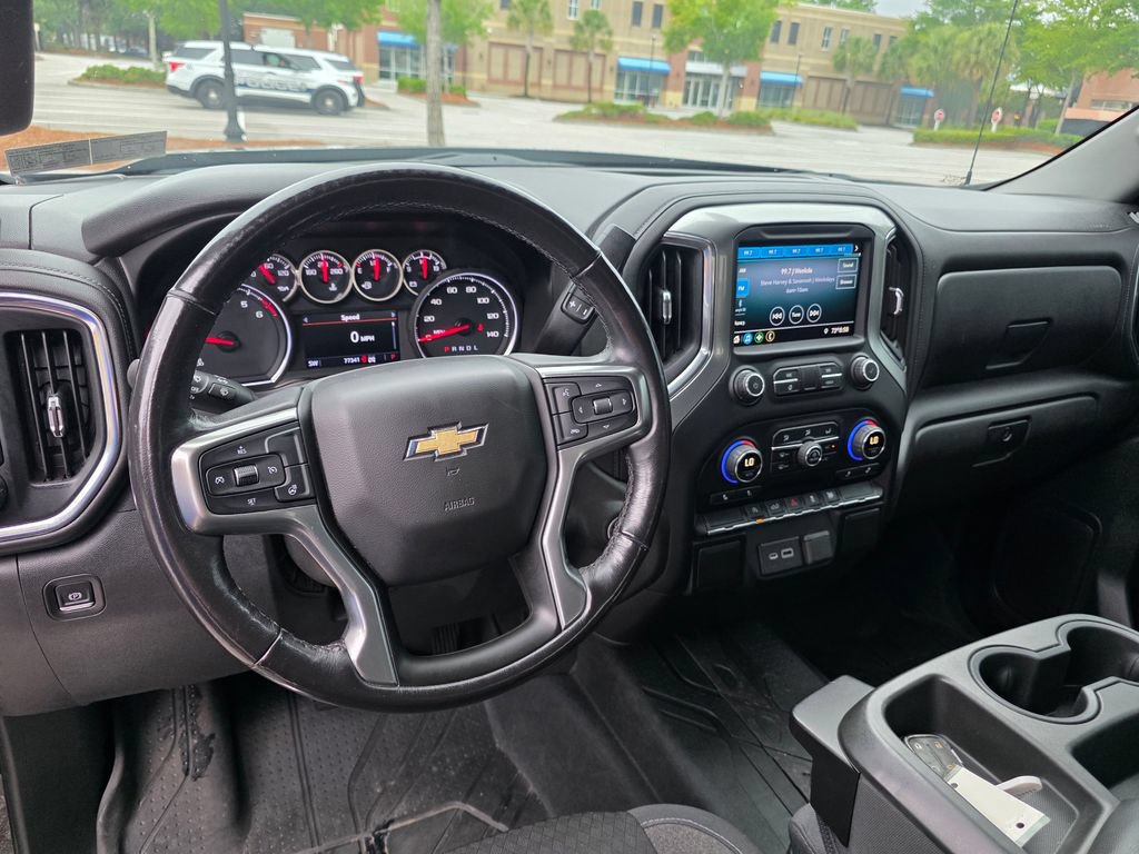 Certified 2020 Chevrolet Silverado 1500 LT w/ All-Star Edition AWD/4WD image 17