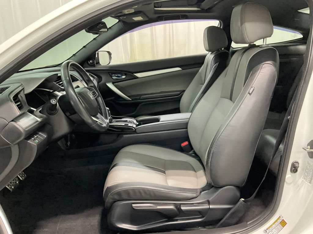 Used 2017 Honda Civic Touring image 20