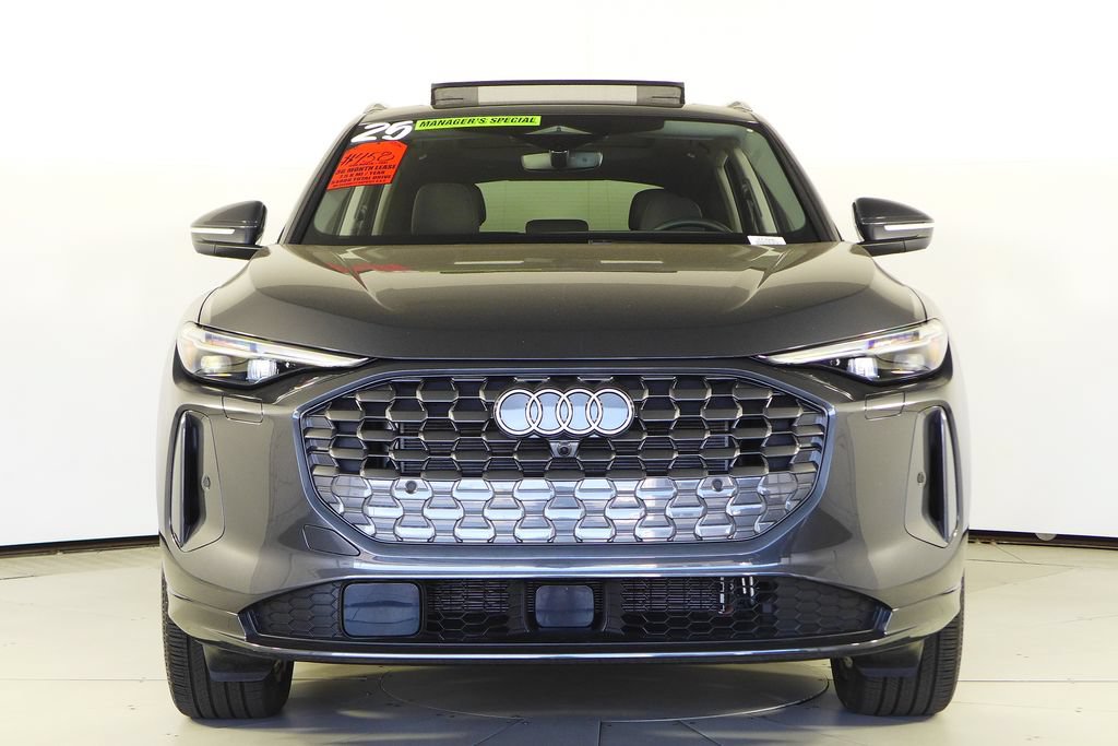 Used 2025 Audi Q5 Premium Plus w/ Premium Plus AWD/4WD image 3