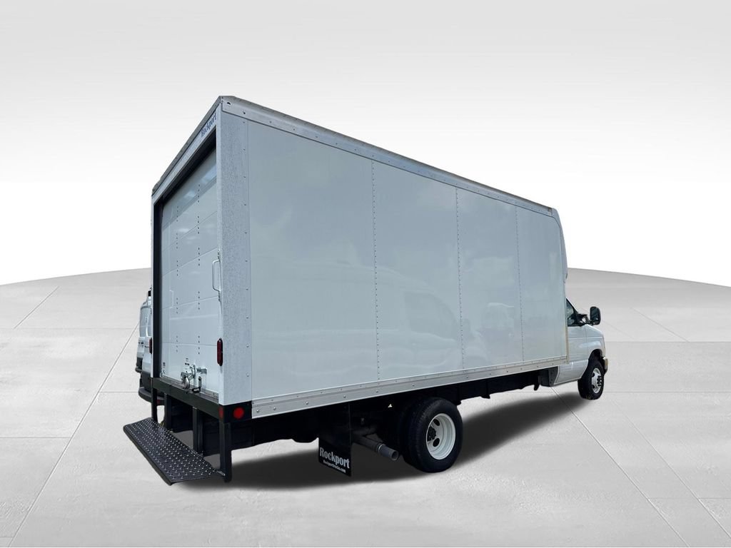 New 2025 Ford E-450 and Econoline 450 Super Duty w/ Power Equipment Group RWD image 2