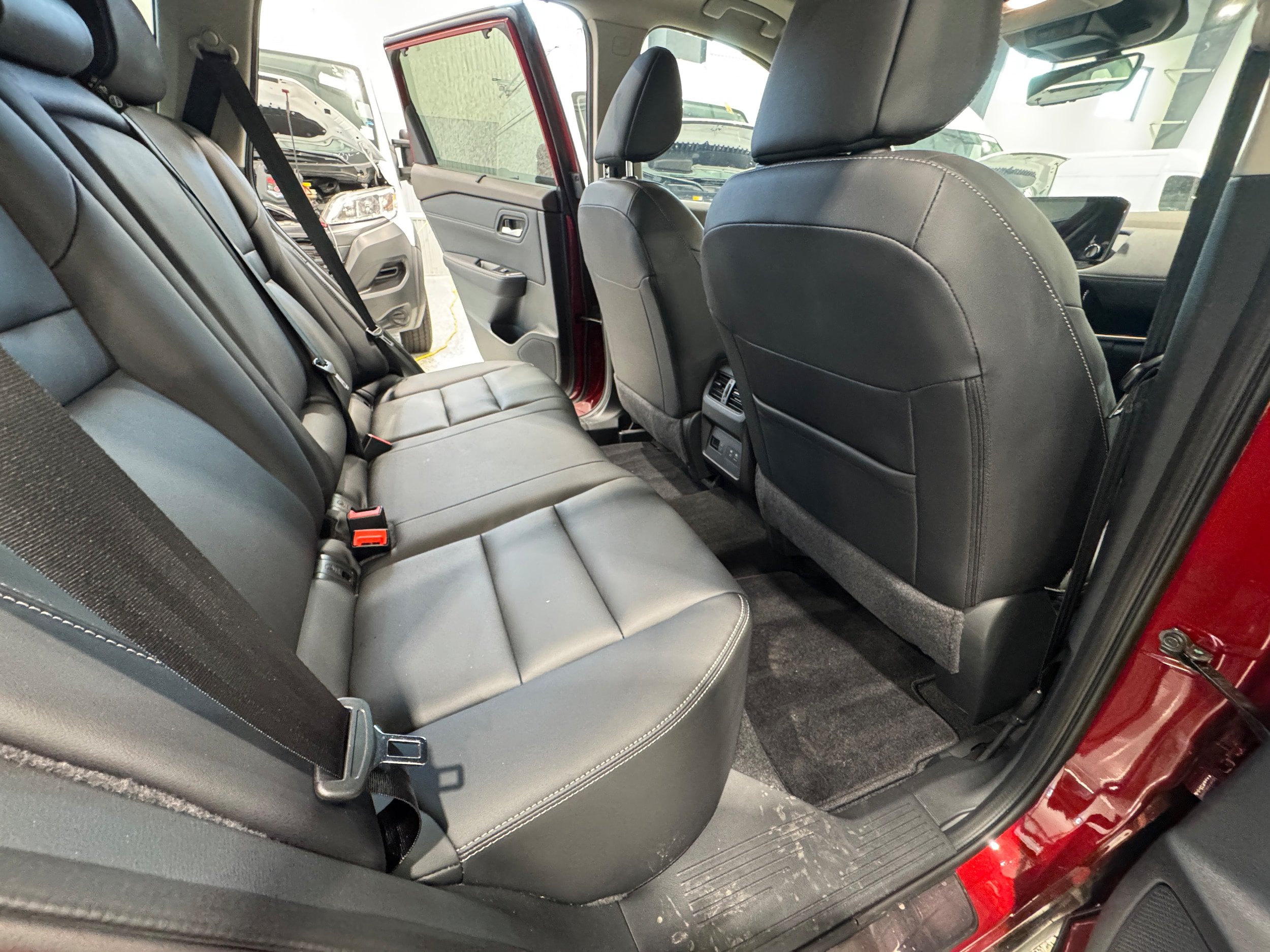 Used 2023 Nissan Rogue SL w/ SL Premium Package AWD/4WD image 11
