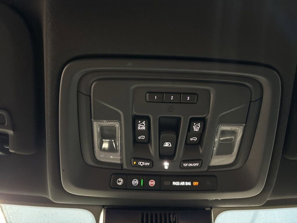 New 2026 Chevrolet Silverado 1500 High Country AWD/4WD image 33