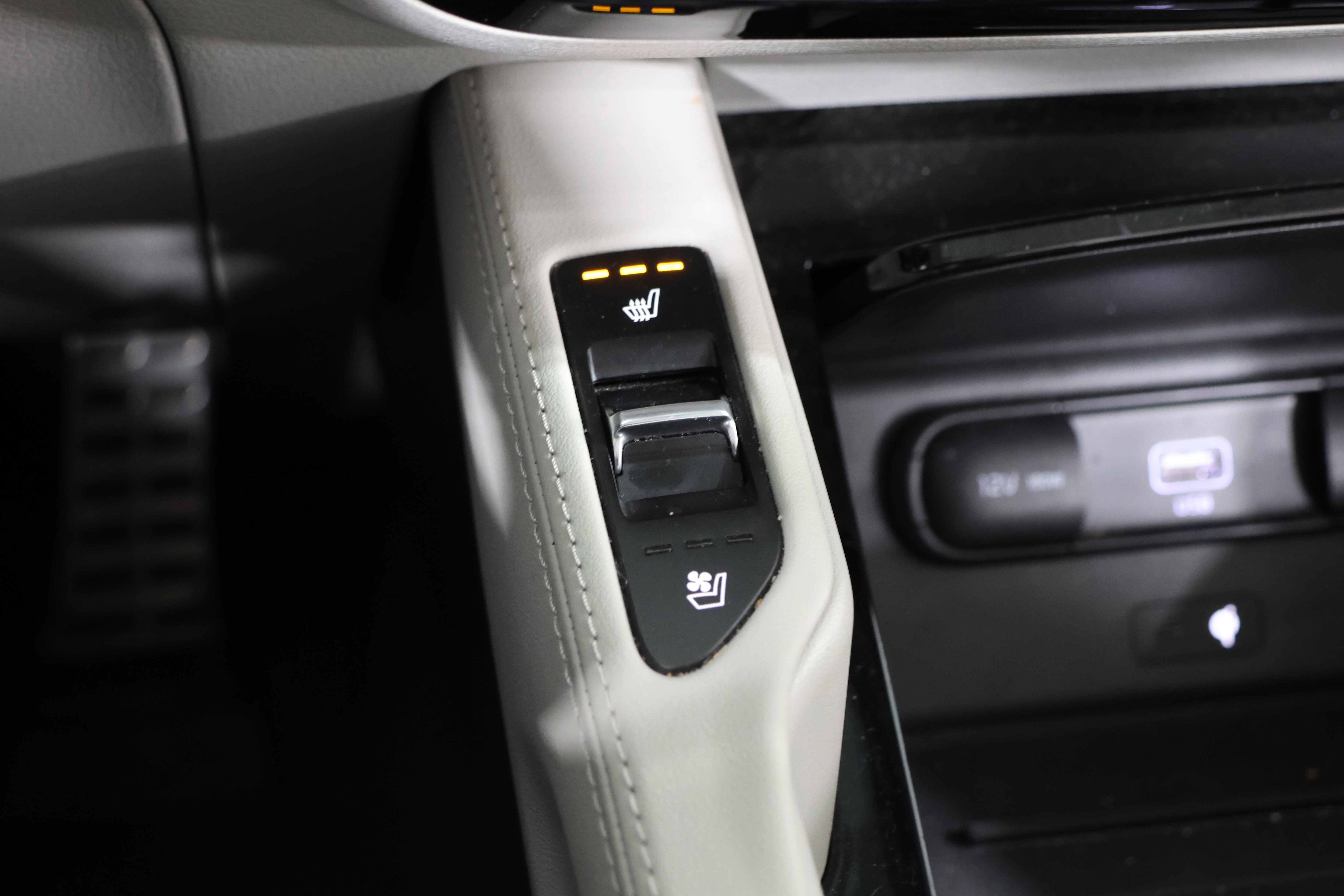 Used 2022 Kia Telluride SX image 26