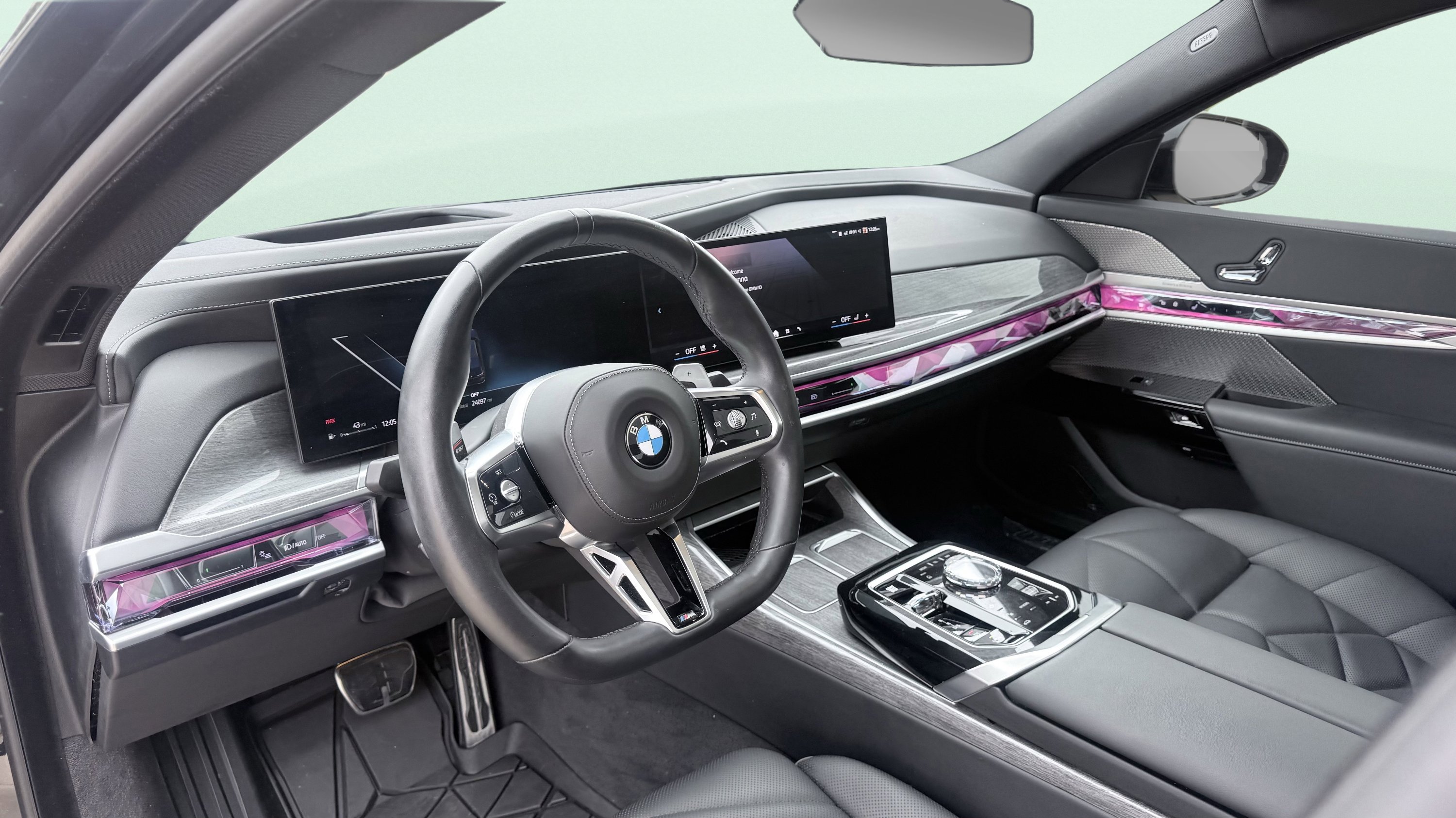 Used 2025 BMW 740i xDrive w/ Premium Package AWD/4WD image 29