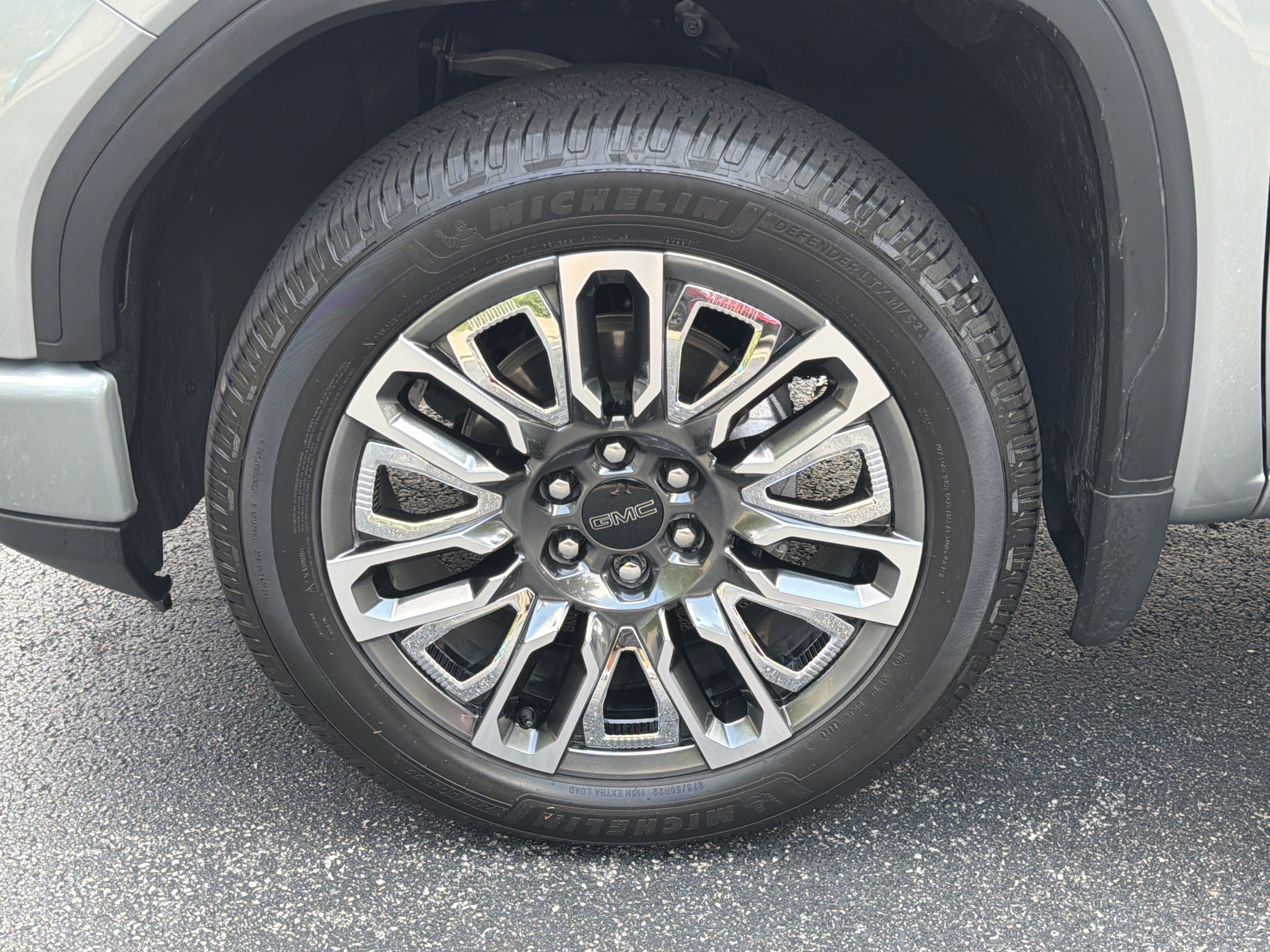 Used 2025 GMC Sierra 1500 Denali Ultimate AWD/4WD image 11