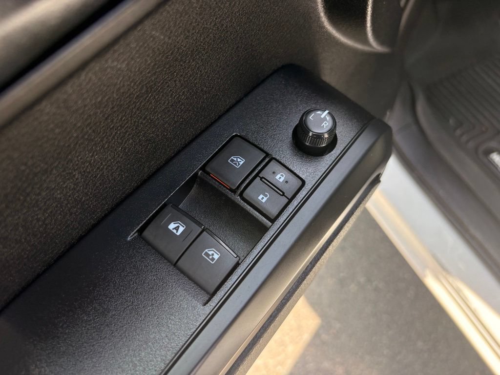 Used 2023 Toyota Tacoma SR RWD image 11