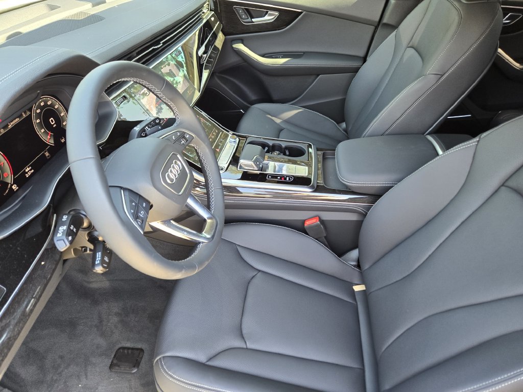 New 2027 Audi Q8 Premium Plus AWD/4WD image 17