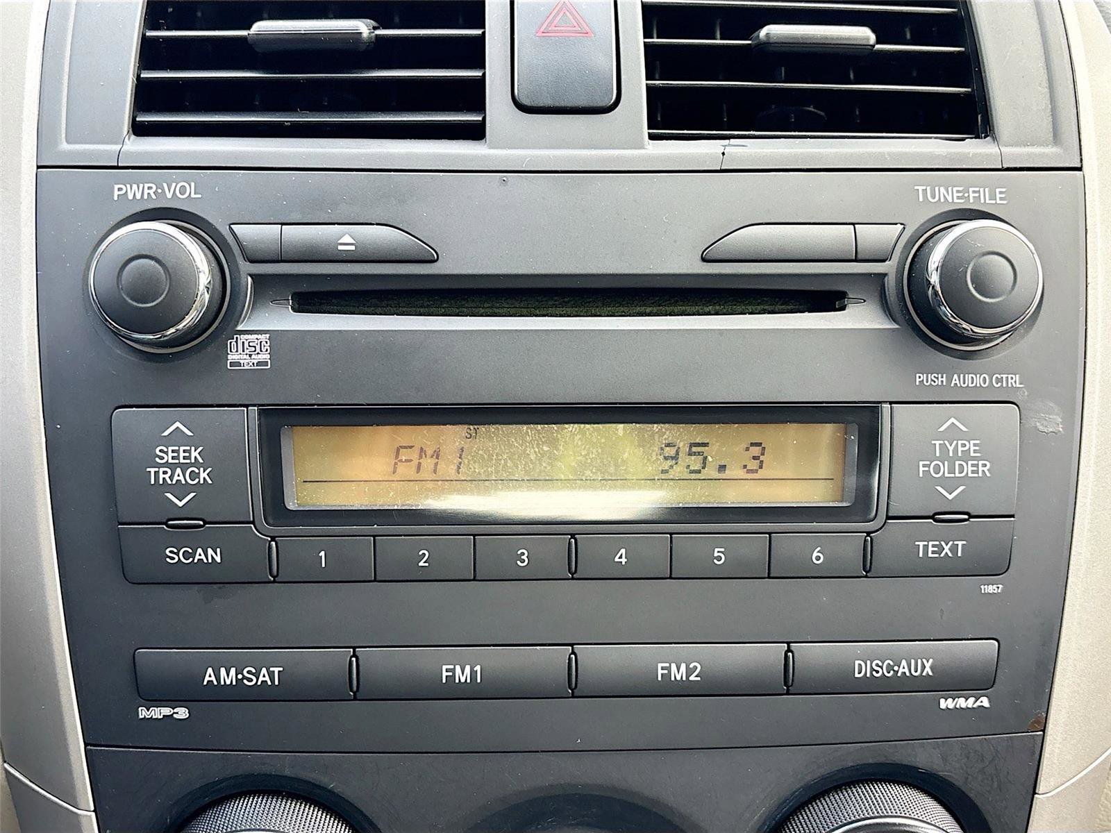 Used 2013 Toyota Corolla L image 15