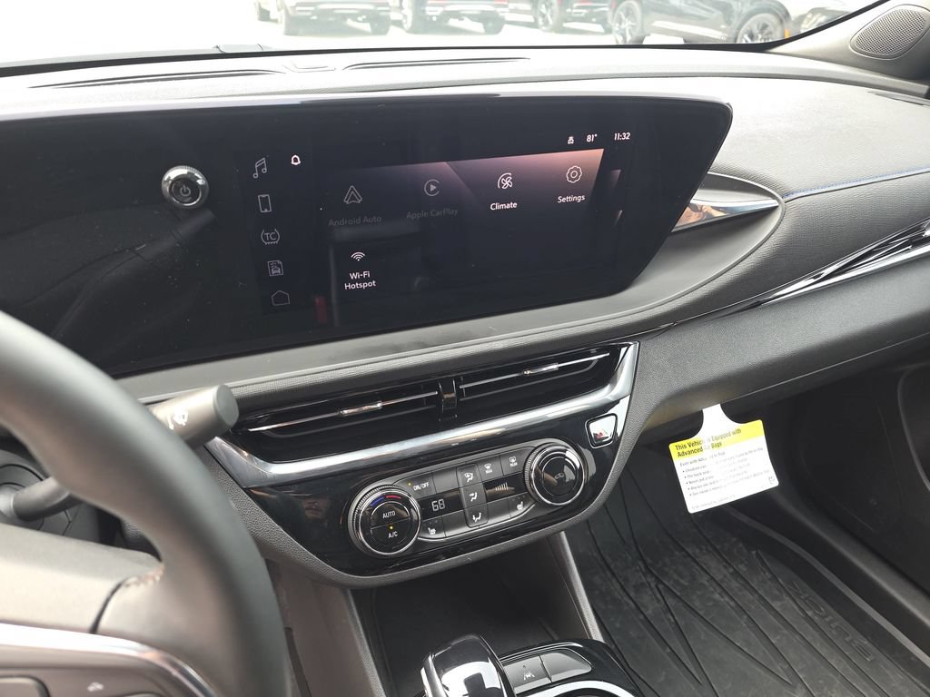 Used 2024 Buick Envista Sport Touring w/ Convenience I Package FWD image 23