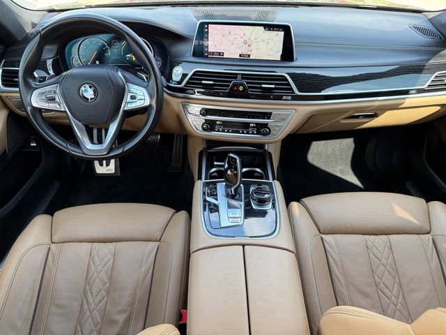 Used 2019 BMW 740i w/ Executive Package image 21