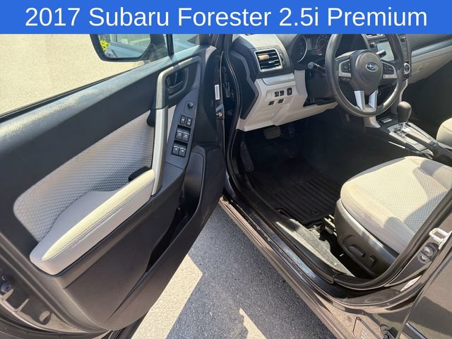 Used 2017 Subaru Forester 2.5i Premium w/ All-Weather Package AWD/4WD image 12