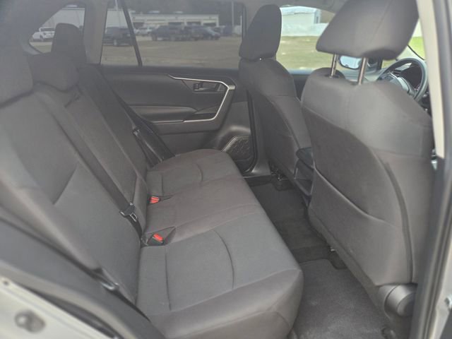 Used 2021 Toyota RAV4 LE w/ Carpet Mat Package (TMS) image 15