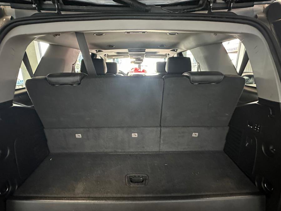 Used 2018 Chevrolet Tahoe LT image 13