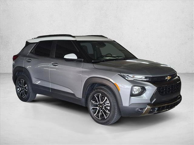 Used 2023 Chevrolet TrailBlazer ACTIV w/ Sun and Liftgate Package FWD image 3