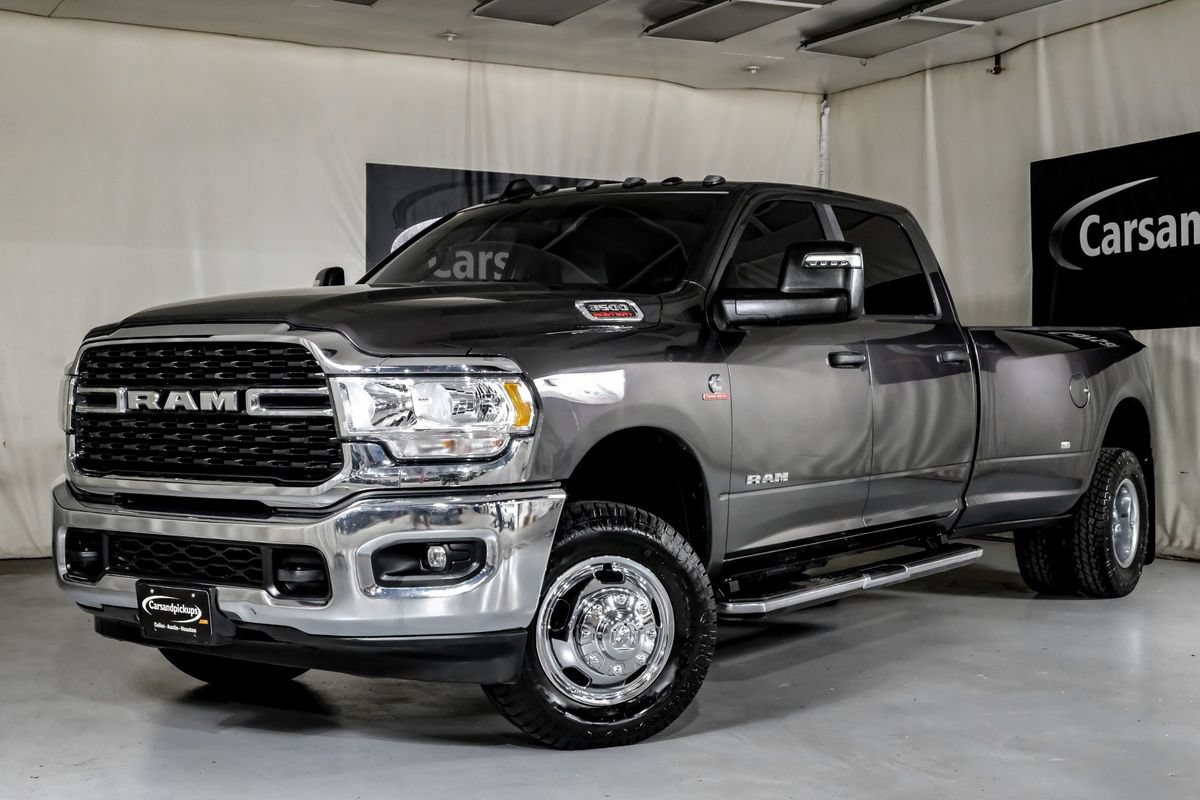 Used 2024 RAM 3500 Big Horn w/ Heated Seats & Wheel Group AWD/4WD image 4