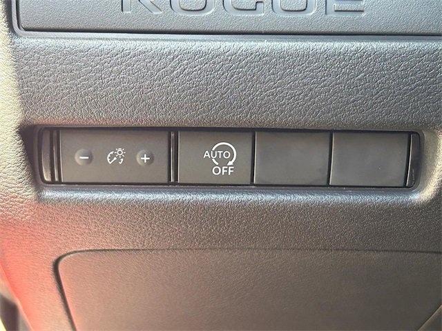 New 2026 Nissan Rogue S image 15