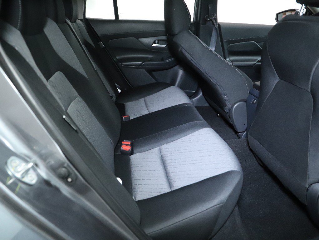 Certified 2026 Nissan Sentra SV w/ SV Convenience Package FWD image 32