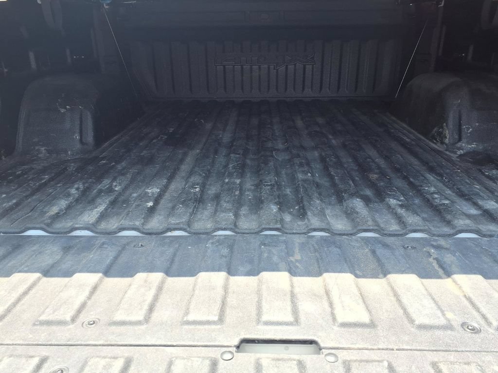 Used 2023 GMC Sierra 1500 AT4X AWD/4WD image 11
