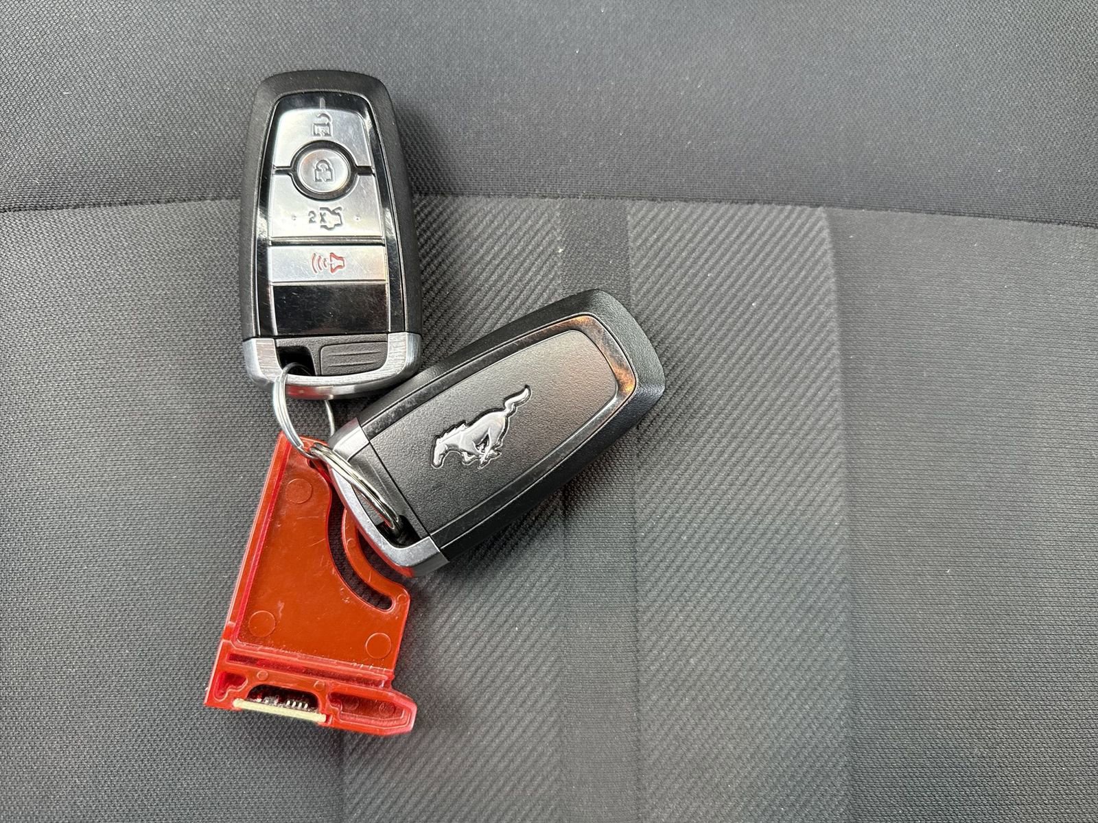 Used 2018 Ford Mustang EcoBoost image 41