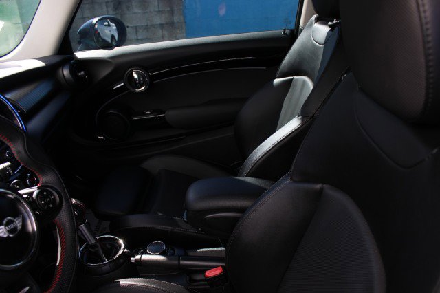 Used 2016 MINI Cooper S image 18