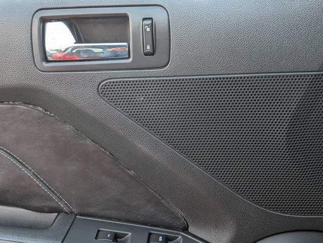 Used 2013 Ford Mustang GT Premium image 22