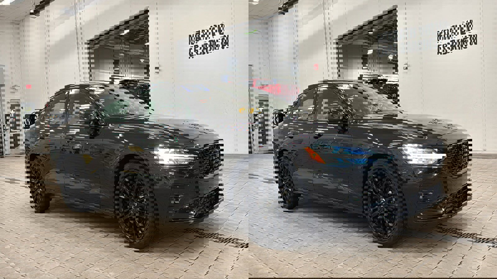 Used 2023 Volvo S60 B5 Plus w/ Climate Package image 3