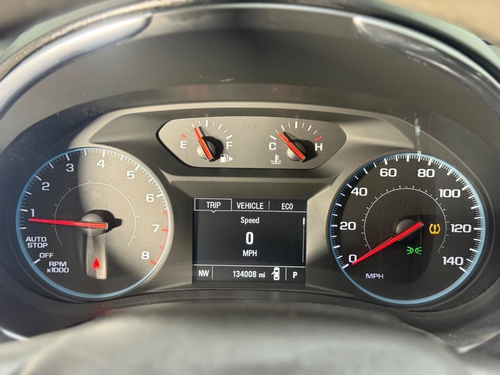 Used 2017 Chevrolet Malibu LT FWD image 13