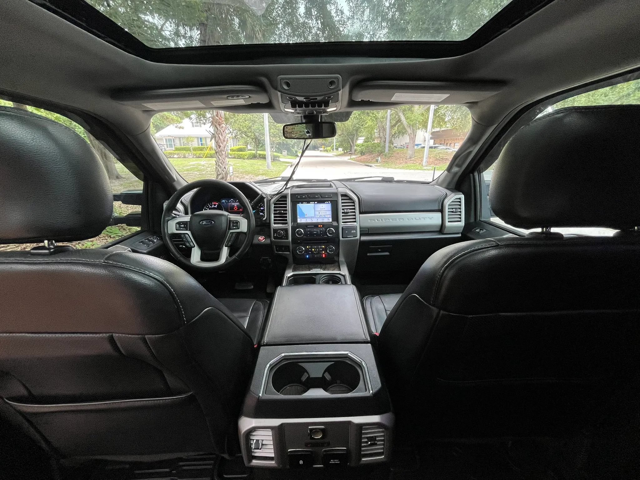 Used 2017 Ford F250 Lariat w/ Lariat Ultimate Package AWD/4WD image 12