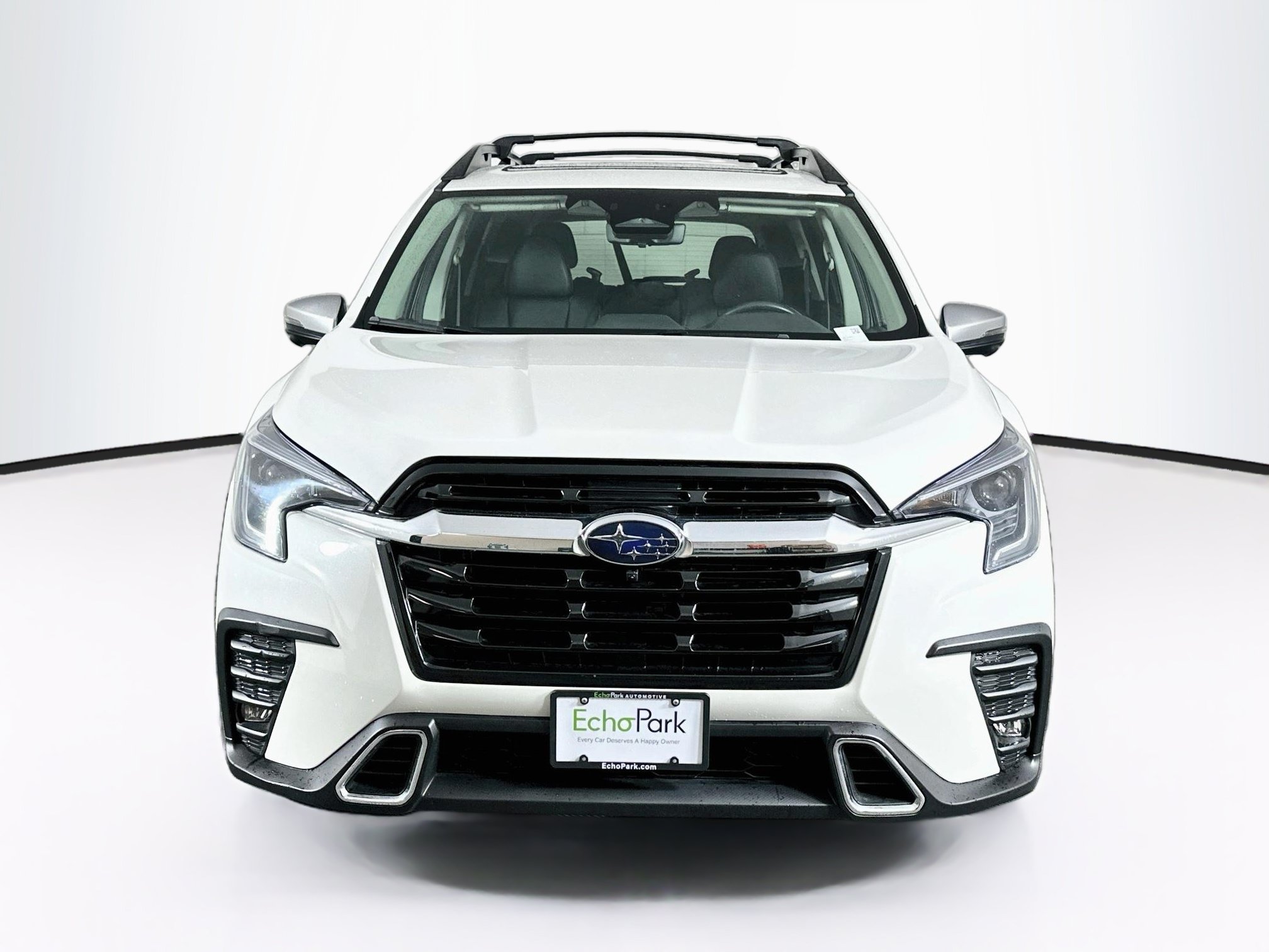 Used 2023 Subaru Ascent Touring AWD/4WD image 2