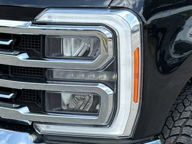 Used 2023 Ford F250 Lariat w/ Lariat Ultimate Package AWD/4WD image 4