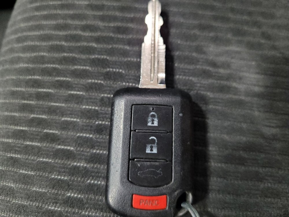 Used 2016 Mitsubishi Lancer ES AWD/4WD image 32