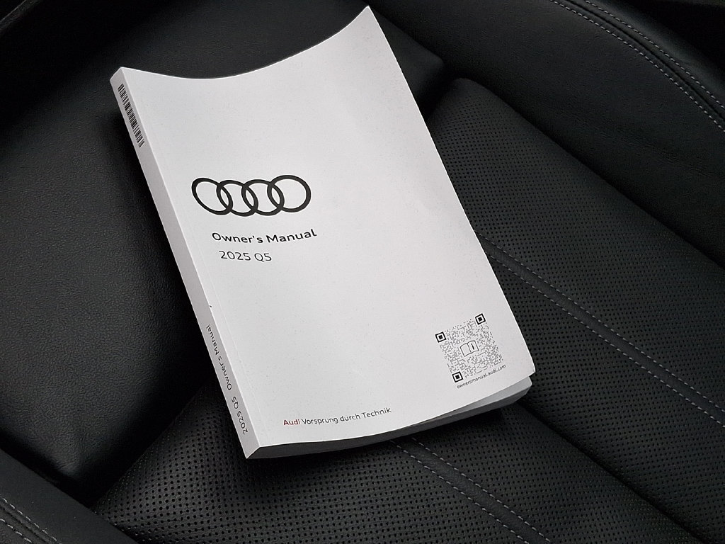 Used 2025 Audi Q5 Premium Plus w/ Premium Plus AWD/4WD image 26
