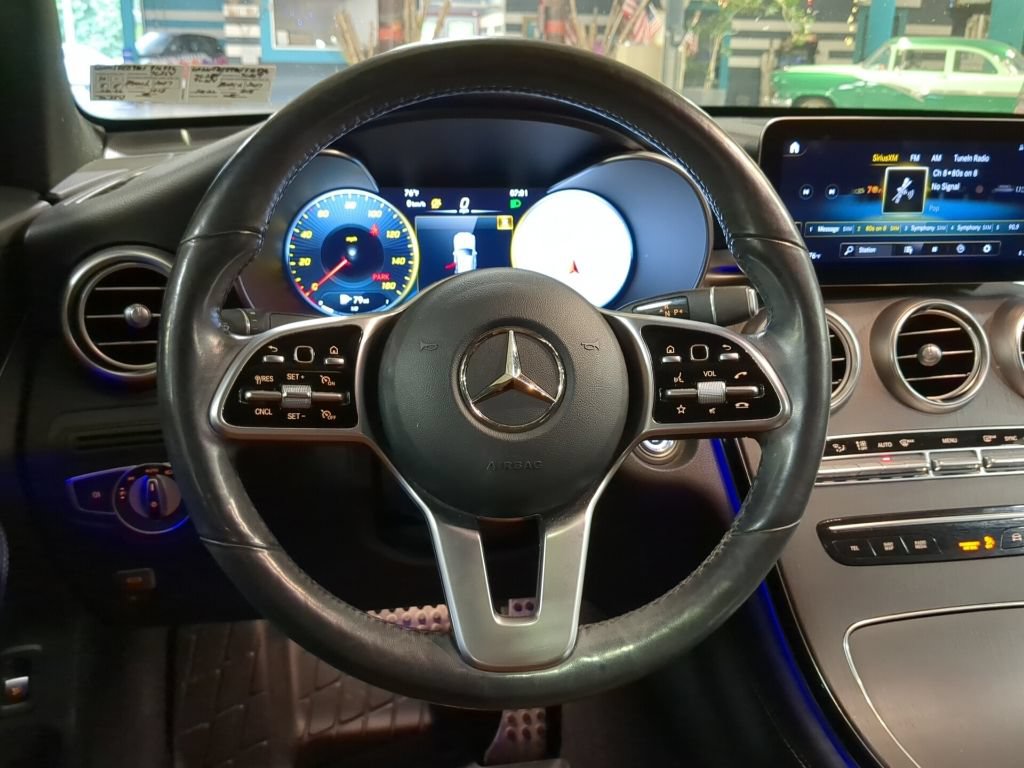 Used 2021 Mercedes-Benz GLC 300 4MATIC Coupe image 11