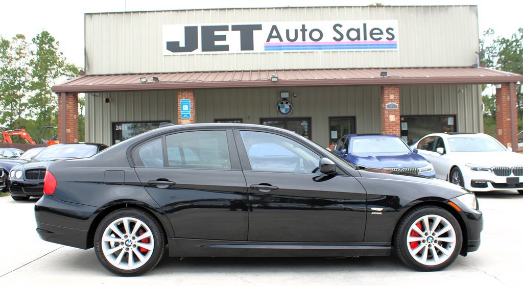 Used 2011 BMW 328i xDrive Sedan image 8