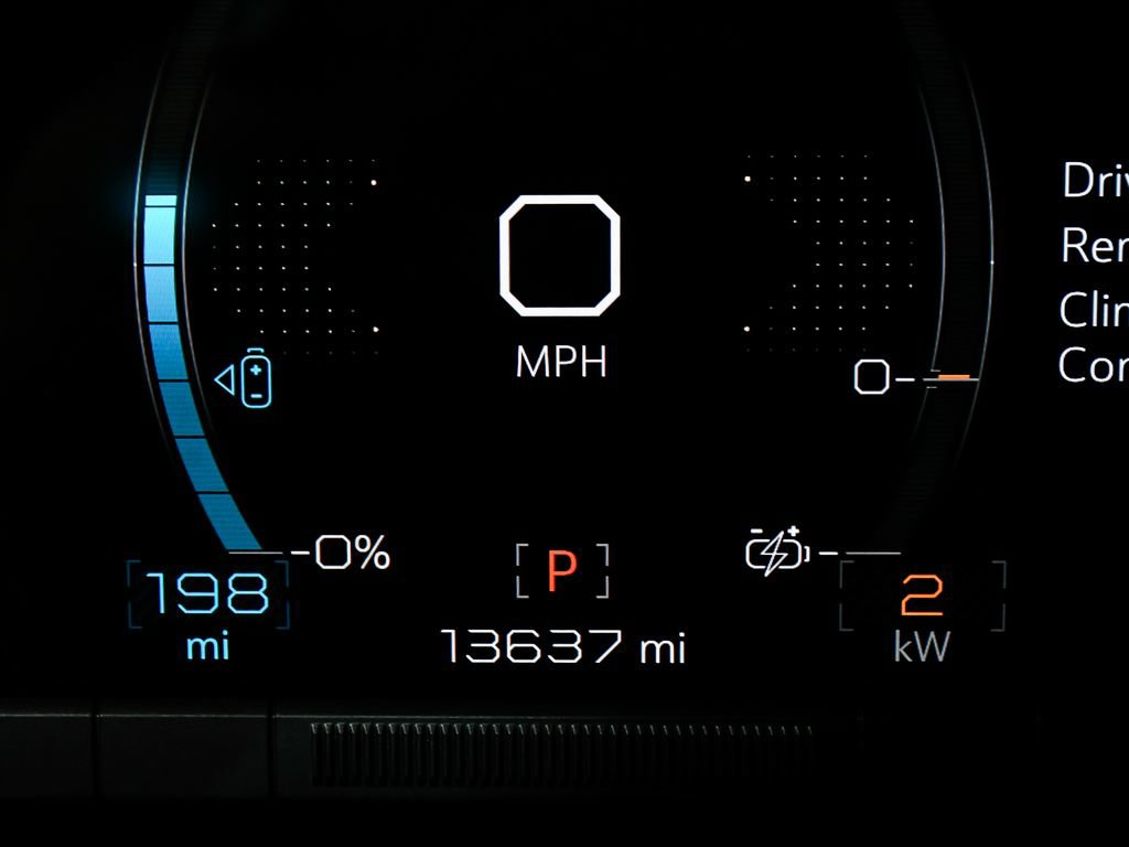 Used 2025 GMC Hummer EV 2X w/ LPO, Cargo Utility Package AWD/4WD image 21