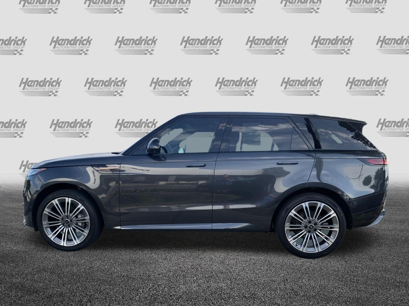 Used 2025 Land Rover Range Rover Sport Dynamic SE AWD/4WD image 7