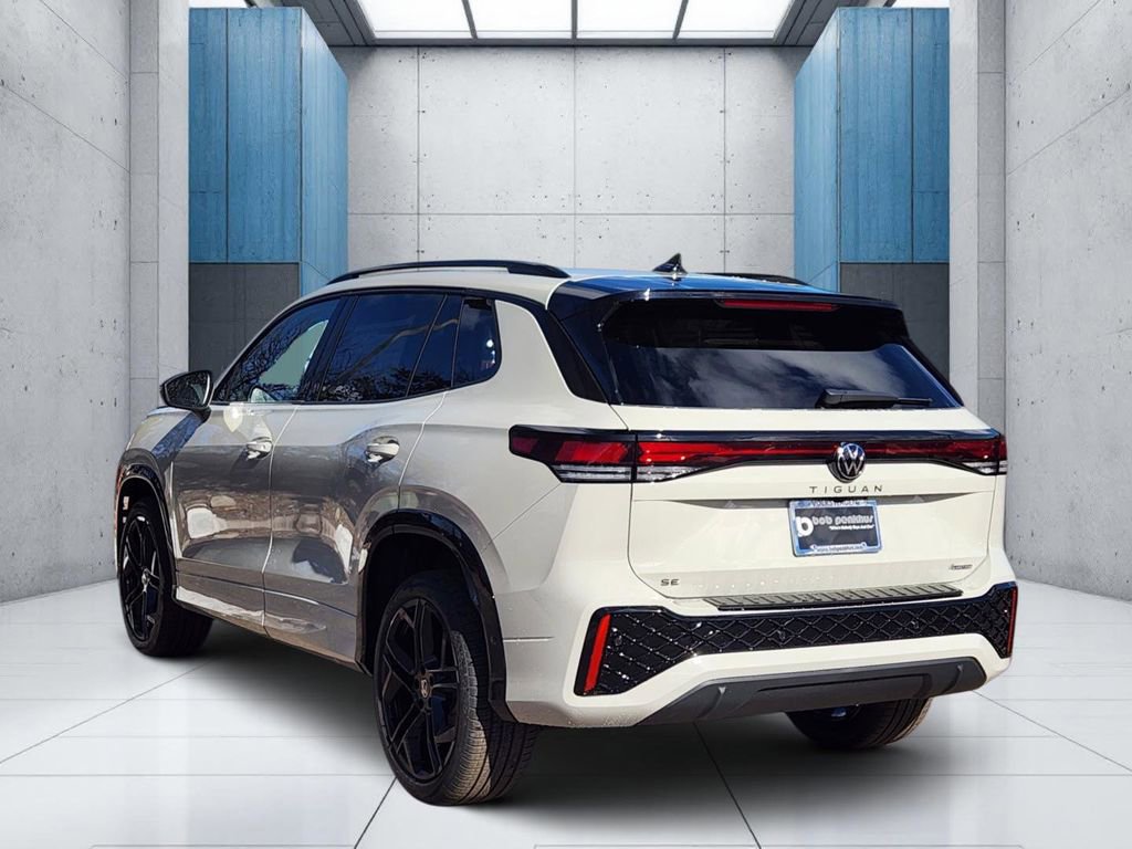 New 2026 Volkswagen Tiguan SE R-Line image 26