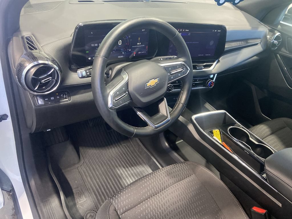 Certified 2025 Chevrolet Equinox LT w/ Safety and Technology Package AWD/4WD image 10
