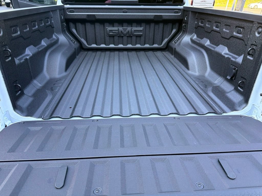 New 2026 GMC Canyon AT4 w/ AT4 Premium Package AWD/4WD image 13